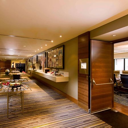 Hilton Sydney Hotel Interior photo
